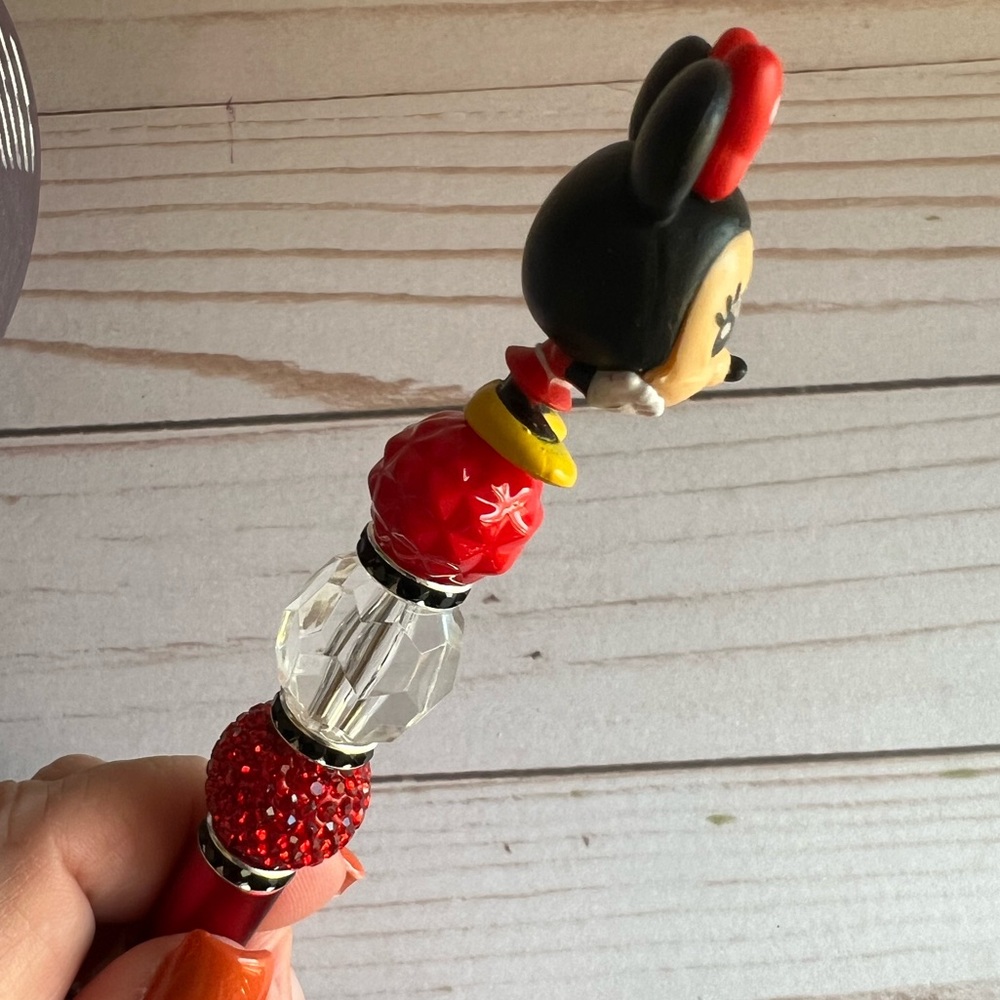 Disney Doorables “Minnie Mouse” Beaded Pen - Picture 5 of 10